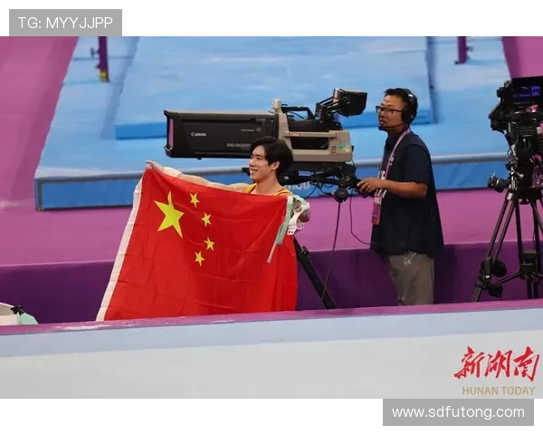 亚运会特别报道：西安羽毛球队拼搏历程与荣耀时刻回顾