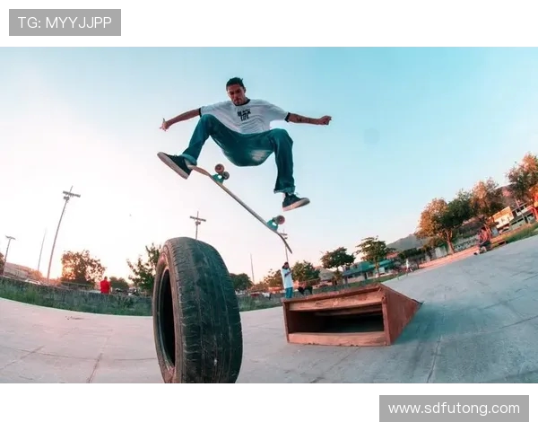 杭州极限运动队在世界滑板锦标赛中以50分领先其他队伍展现强大实力