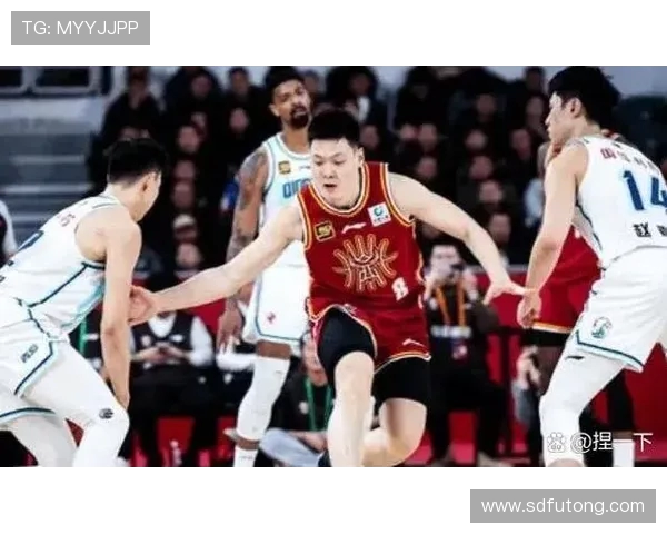 2016年CBA广东队与深圳队精彩对决回放全记录与分析