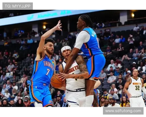 2017年11月雷霆与勇士精彩对决回顾全场比赛亮点与精彩瞬间分析 2017年11月雷霆与勇士精彩对决回顾全场比赛亮点与精彩瞬间分析