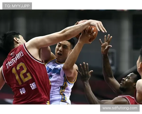 翟晓川:从篮球场上的明星到生活中的多面手,探索他的成长与奋斗之路 翟晓川:从篮球场上的明星到生活中的多面手,探索他的成长与奋斗之路