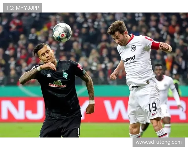 英超激战哈德斯菲尔德主场迎战伯恩利争夺关键三分