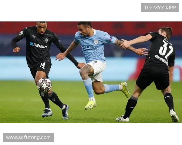 门兴格拉德巴赫对曼城精彩比赛录像回顾与分析 门兴格拉德巴赫对曼城精彩比赛录像回顾与分析