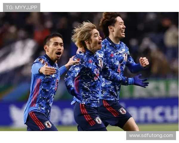 南京足球队灵活性大幅提升引发关注创新表现震撼球迷期待未来发展