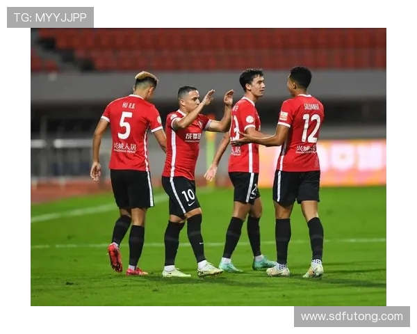 成都足球队荣登足球意识排行榜第十名引发热议